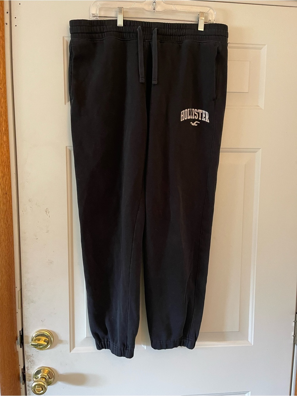 Hollister black High Rise Women's Joggers, XL